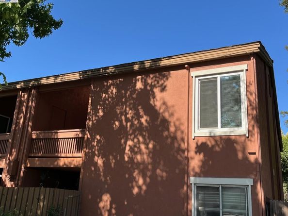 810 Oak Grove Rd 106, Concord CA 94518