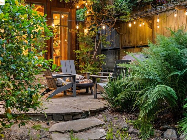 105 Vicente, Berkeley CA 94705