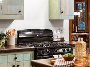 105 Vicente, Berkeley CA 94705