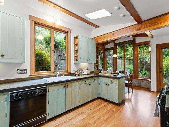 105 Vicente, Berkeley CA 94705