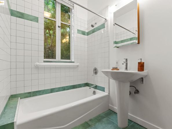 105 Vicente, Berkeley CA 94705