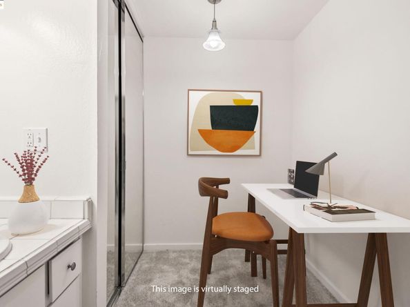288 Whitmore St 310B, Oakland CA 94611