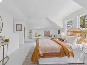 1020 E 19th St, Oakland CA 94606
