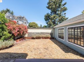 1020 E 19th St, Oakland CA 94606