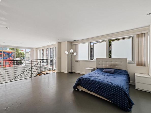801 Clay St, Oakland CA 94607
