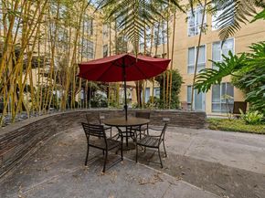 801 Clay St, Oakland CA 94607