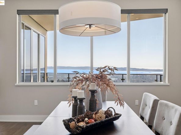 25 Diablo Dr, Oakland CA 94611