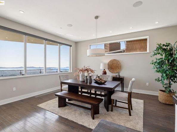 25 Diablo Dr, Oakland CA 94611