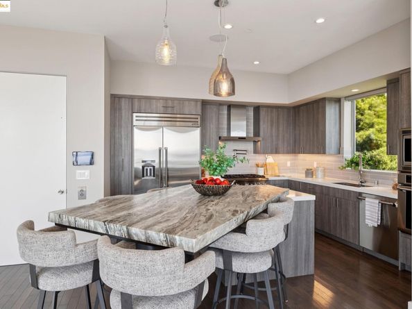 25 Diablo Dr, Oakland CA 94611