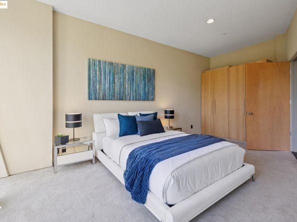 6343 Skyline Blvd, Oakland CA 94611