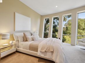 6343 Skyline Blvd, Oakland CA 94611