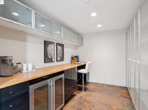 6343 Skyline Blvd, Oakland CA 94611