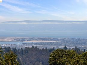 6343 Skyline Blvd, Oakland CA 94611