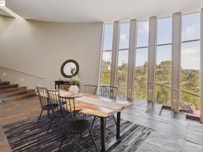 6343 Skyline Blvd, Oakland CA 94611
