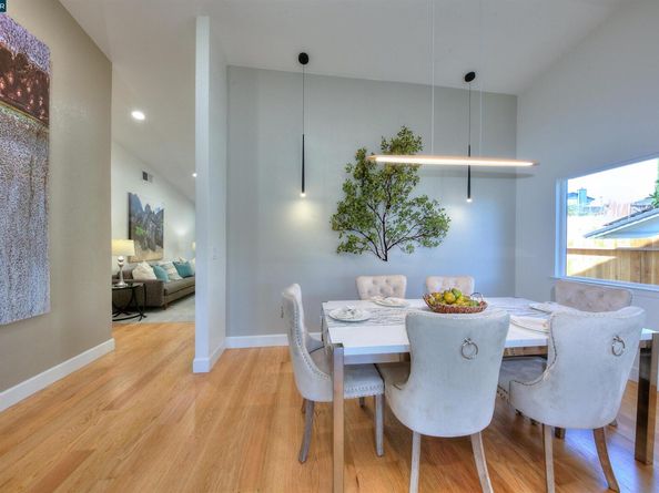 118 Sparrow Dr, Hercules CA 94547