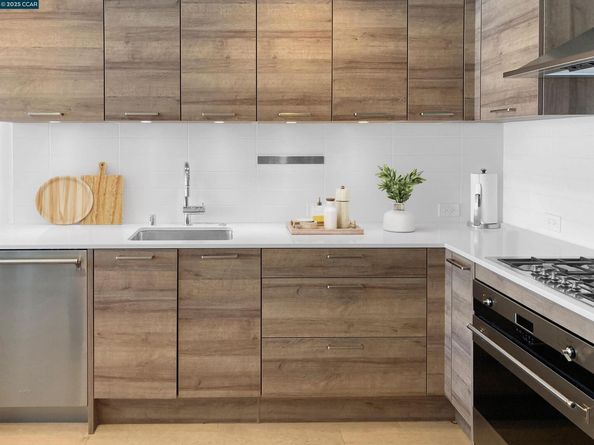 1075 Market St 713, San Francisco CA 94103