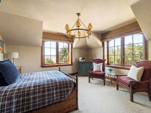 7 Country Oak Ln, Alamo CA 94507