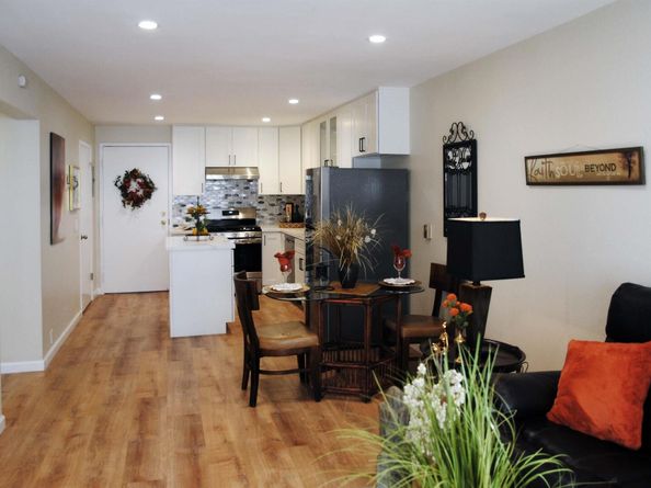 625 Madison St 107, Oakland CA 94607