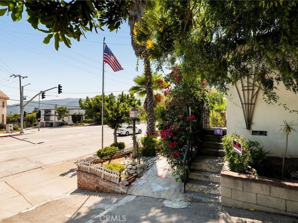 2259 Montrose Avenue, Montrose CA 91020