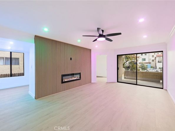 5009 Woodman Avenue 113, Sherman Oaks CA 91423