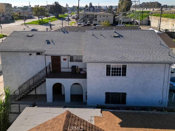 9715 S Broadway, Los Angeles CA 90003