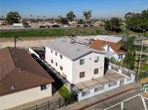 9715 S Broadway, Los Angeles CA 90003