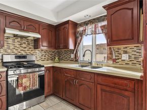 9200 Palm Street 6, Bellflower CA 90706