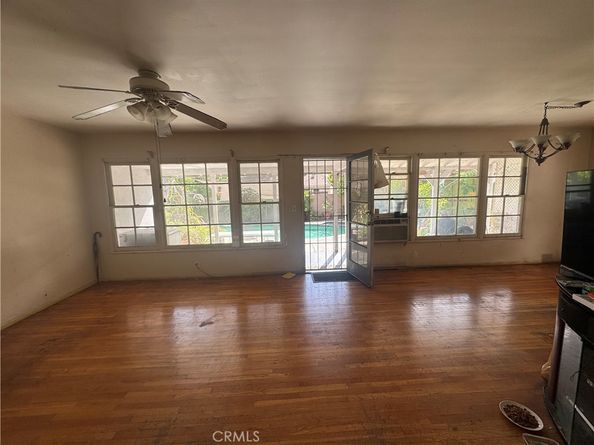 8116 Willis Avenue, Panorama City CA 91402
