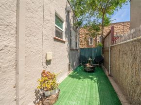 700 E 77th, Los Angeles CA 90001