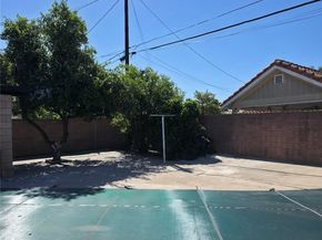 15014 Ragus, La Puente CA 91744