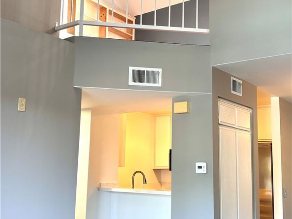 7316 Quill Drive 3, Downey CA 90242