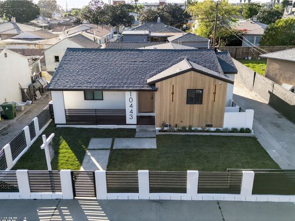 10443 E Zamora Avenue, Los Angeles CA 90002