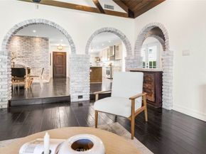 2950 N Lincoln Street, Burbank CA 91504