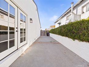 2950 N Lincoln Street, Burbank CA 91504