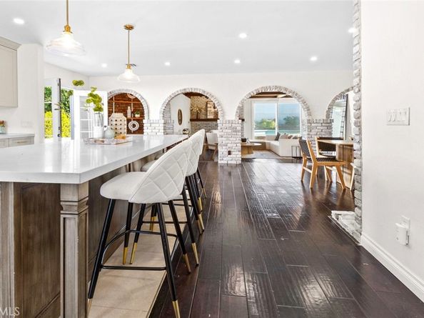 2950 N Lincoln Street, Burbank CA 91504