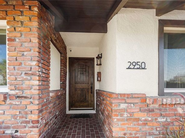 2950 N Lincoln Street, Burbank CA 91504