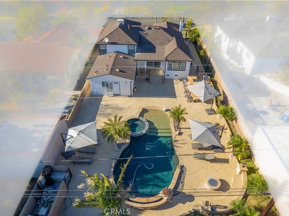 902 E WALNUT Avenue, Burbank CA 91501