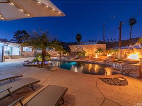 902 E WALNUT Avenue, Burbank CA 91501