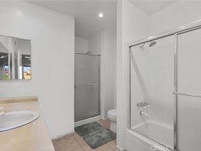 19545 Sherman Way 74, Reseda CA 91335