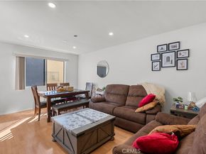 19545 Sherman Way 74, Reseda CA 91335