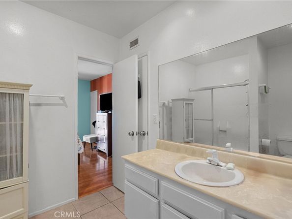 19545 Sherman Way 74, Reseda CA 91335