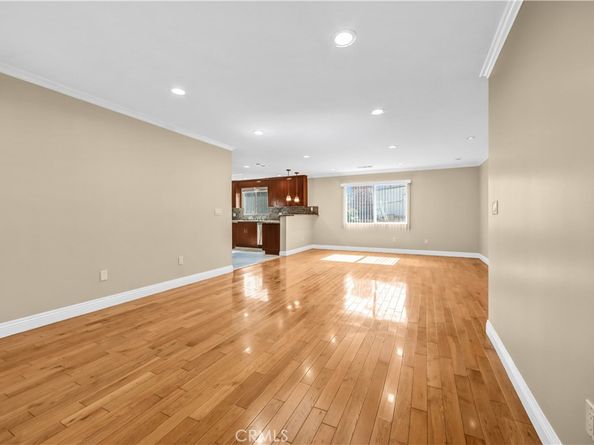 6654 Bellaire, North Hollywood CA 91606