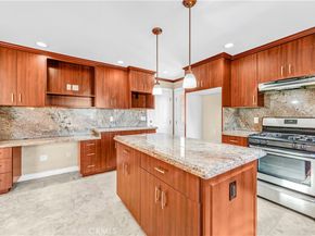 6654 Bellaire, North Hollywood CA 91606