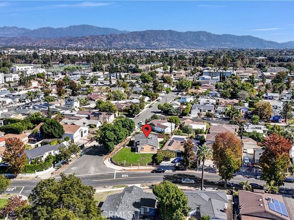 6654 Bellaire, North Hollywood CA 91606