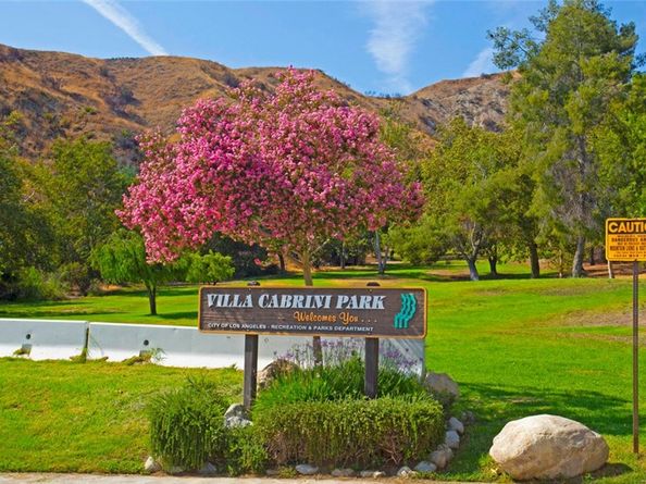 7901 Via Stefano, Burbank CA 91504