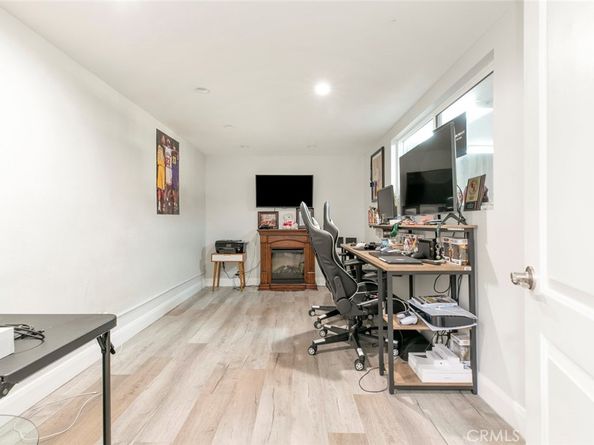 7901 Via Stefano, Burbank CA 91504