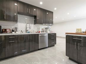 7901 Via Stefano, Burbank CA 91504