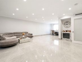 7901 Via Stefano, Burbank CA 91504