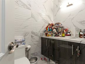 7901 Via Stefano, Burbank CA 91504