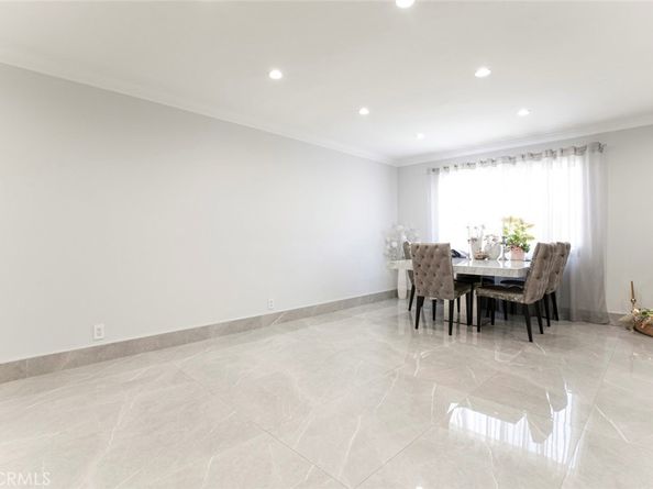 7901 Via Stefano, Burbank CA 91504